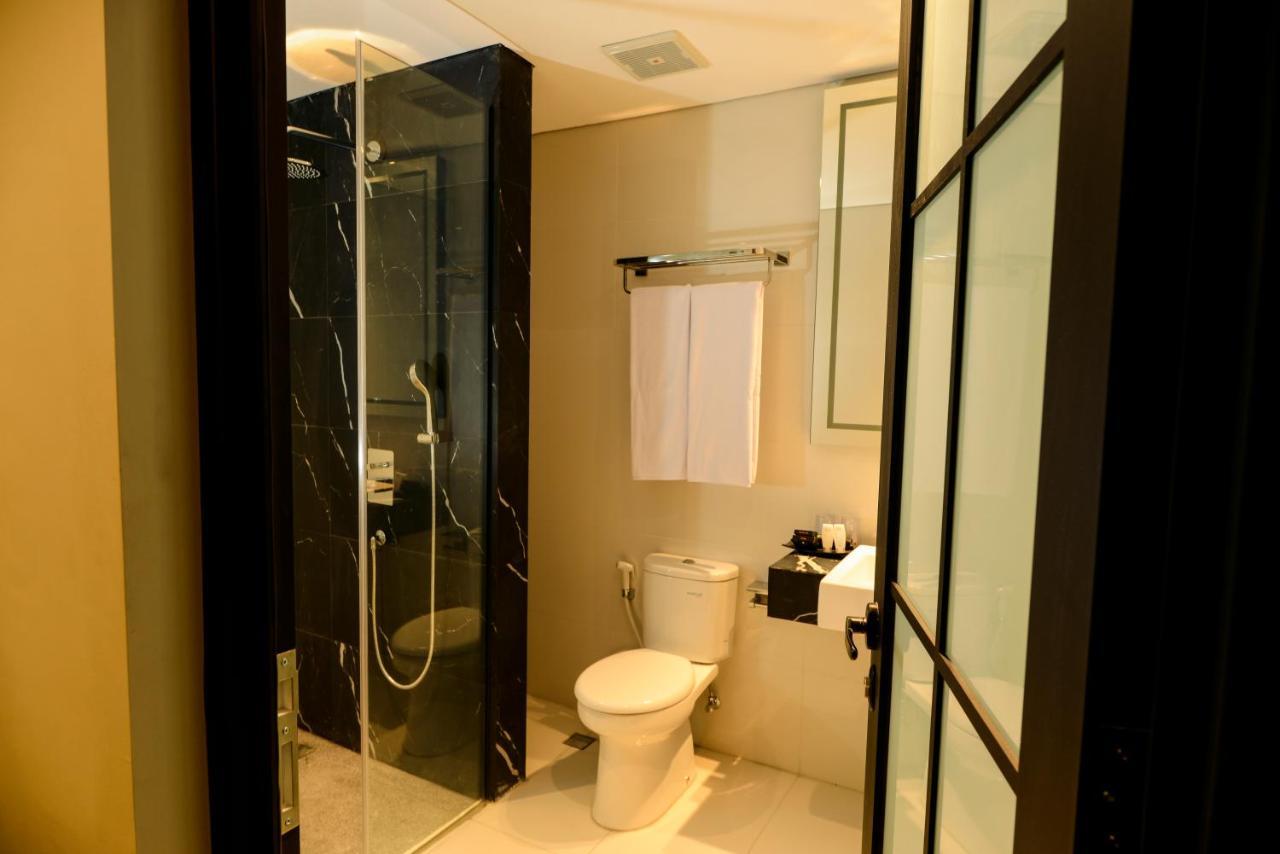 Nata Azana Hotel Solo Luaran gambar
