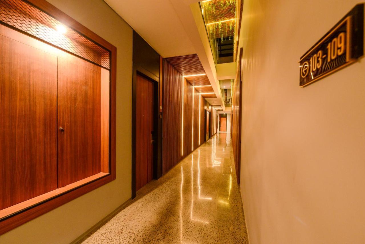 Nata Azana Hotel Solo Luaran gambar
