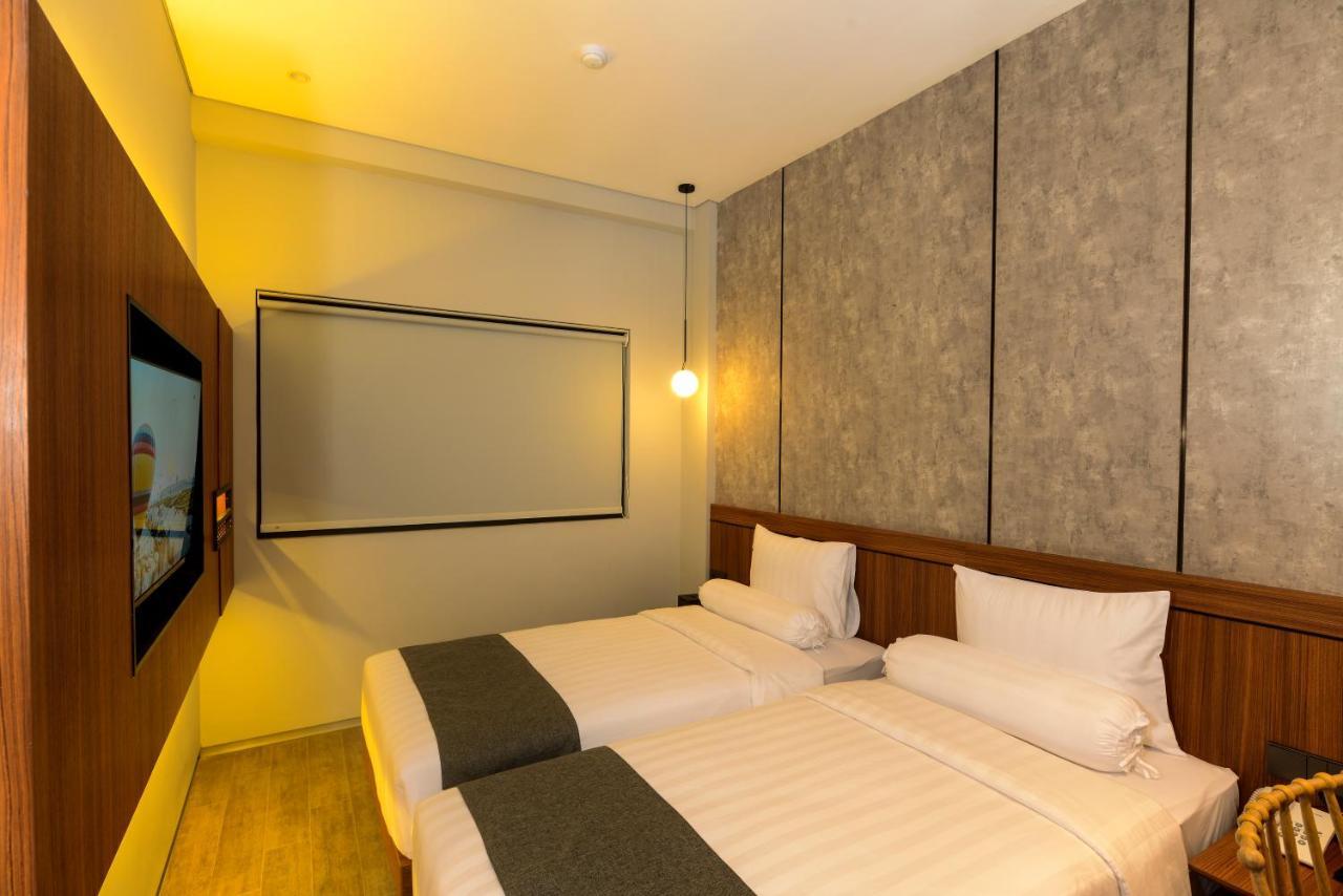 Nata Azana Hotel Solo Luaran gambar