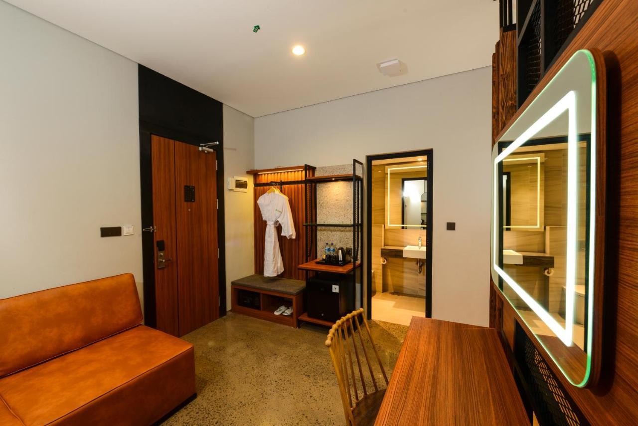 Nata Azana Hotel Solo Luaran gambar