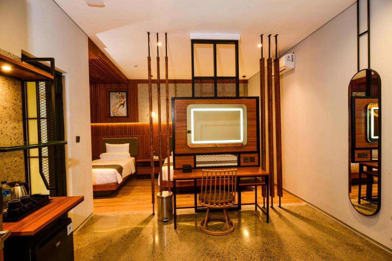 Nata Azana Hotel Solo Luaran gambar