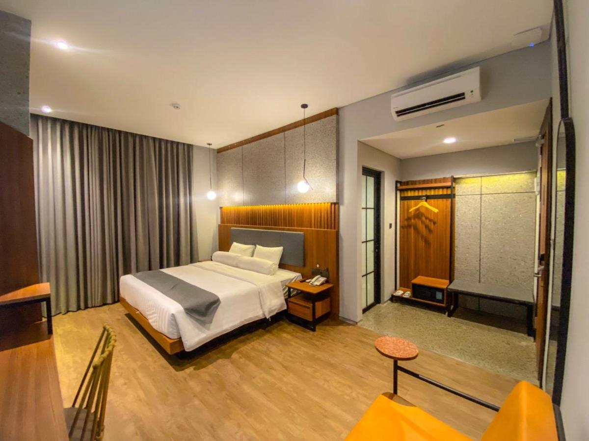 Nata Azana Hotel Solo Luaran gambar