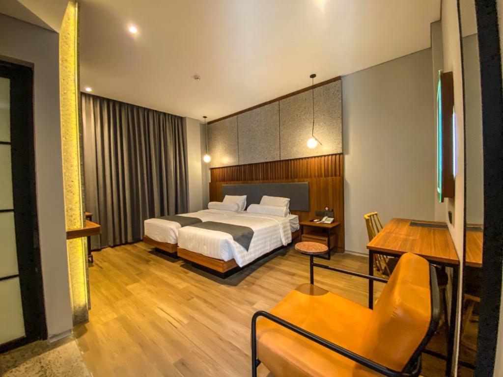 Nata Azana Hotel Solo Luaran gambar
